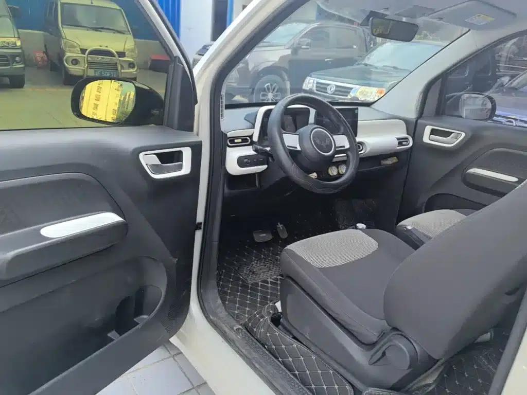Hongguang MINIEV 2024 Model, Third Generation, 170km/h — миниатюра 16