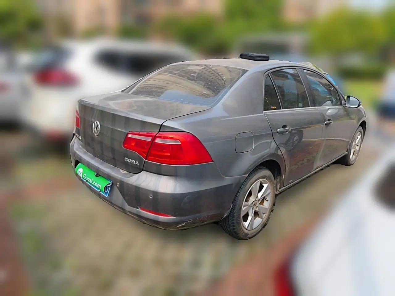 Volkswagen Bora 2013 1.6L Automatic Comfort Model — миниатюра 6
