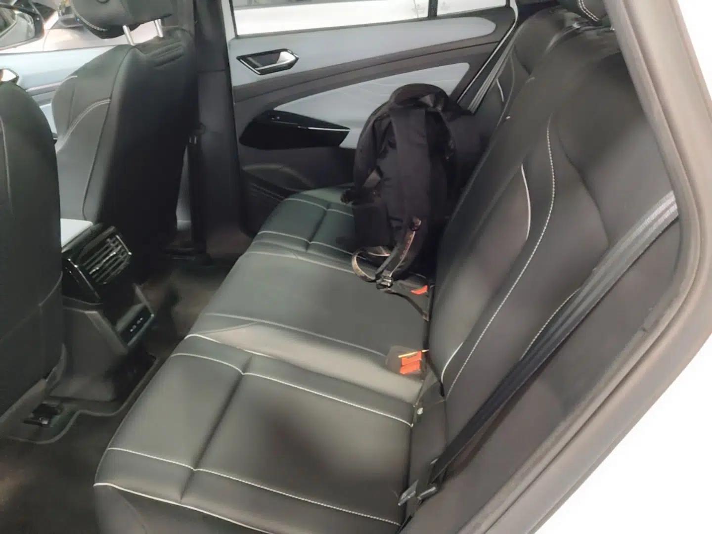 Volkswagen ID.4 X 2023 Pure Smart Edition — миниатюра 20