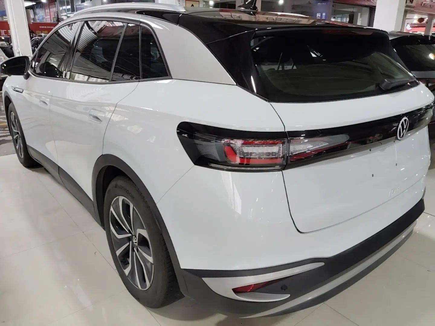 Volkswagen ID.4 X 2023 Pure Smart Edition — миниатюра 4
