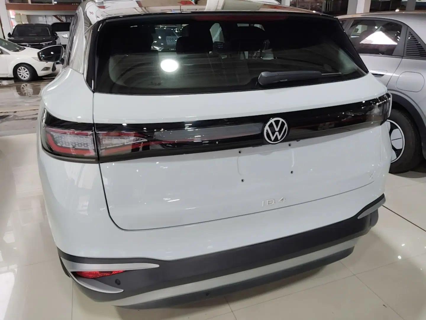 Volkswagen ID.4 X 2023 Pure Smart Edition — миниатюра 5