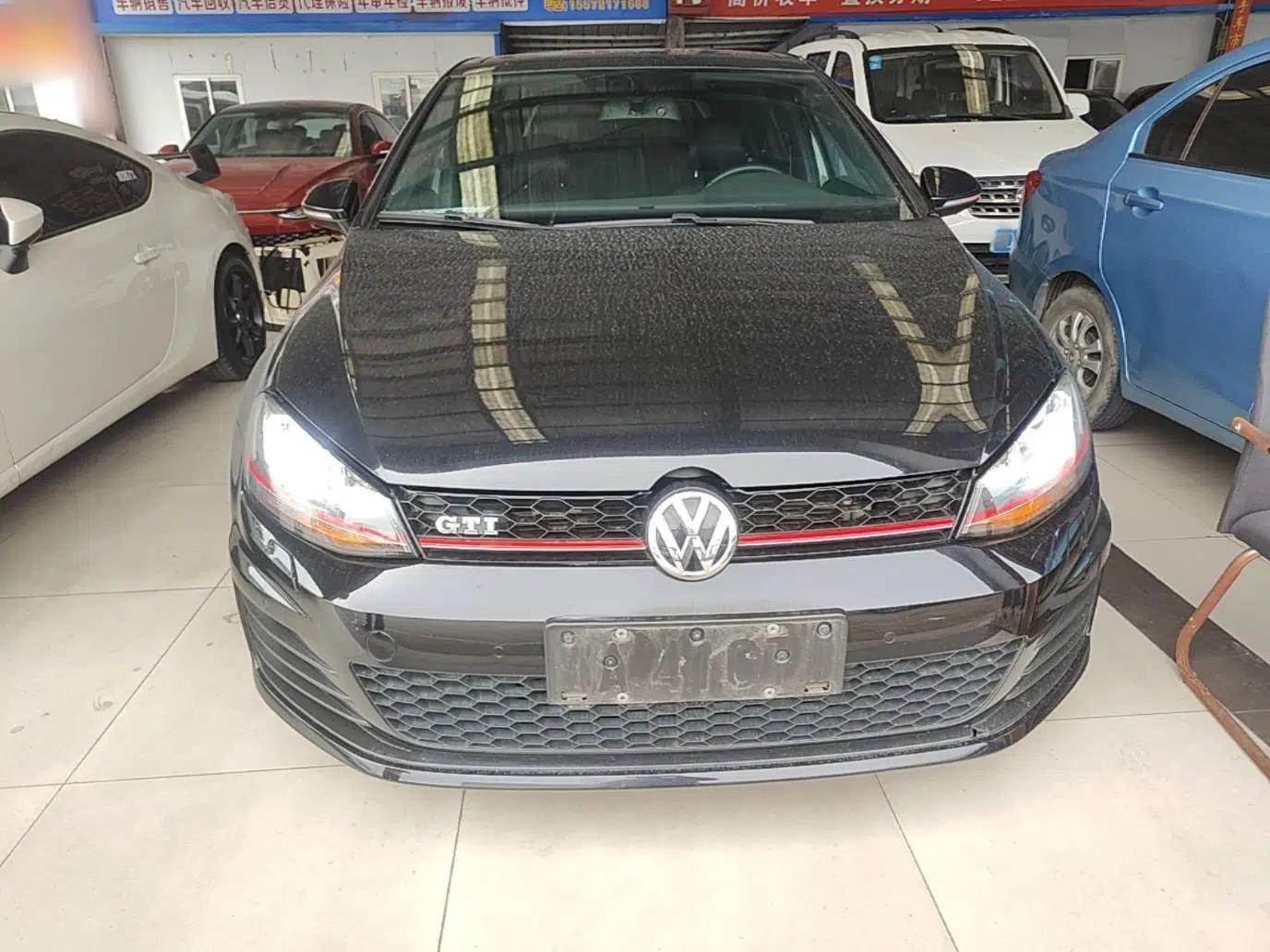 Volkswagen Golf GTI 2016 2.0 TSI GTI — миниатюра 2