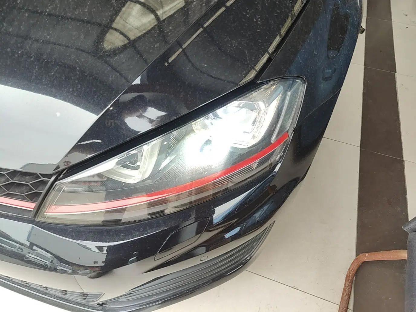 Volkswagen Golf GTI 2016 2.0 TSI GTI — миниатюра 8