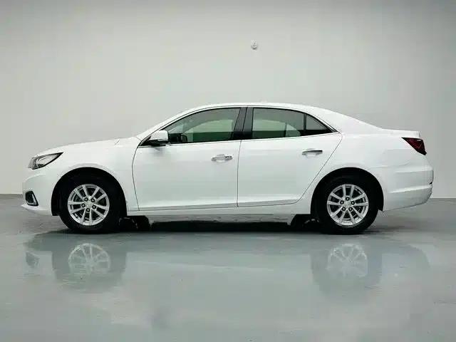 2018 Chevrolet Malibu 530T Automatic Fashion Edition — миниатюра 13