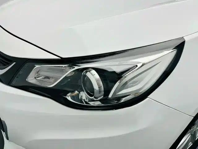 2018 Chevrolet Malibu 530T Automatic Fashion Edition — миниатюра 17