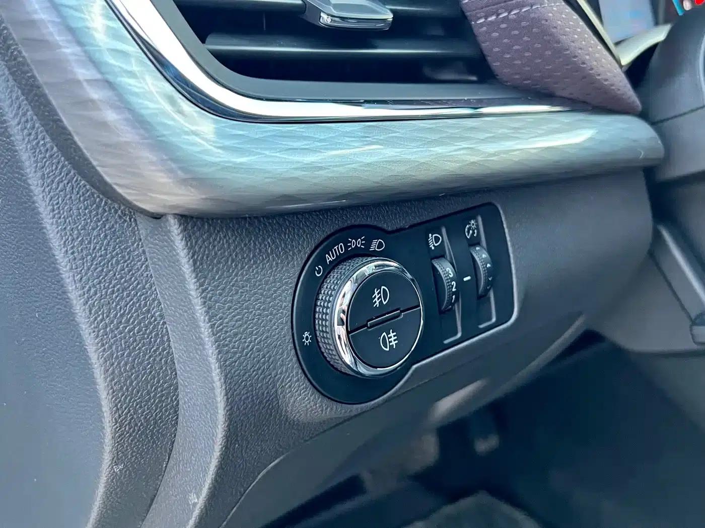 2018 Chevrolet Malibu 530T Automatic Fashion Edition — миниатюра 7