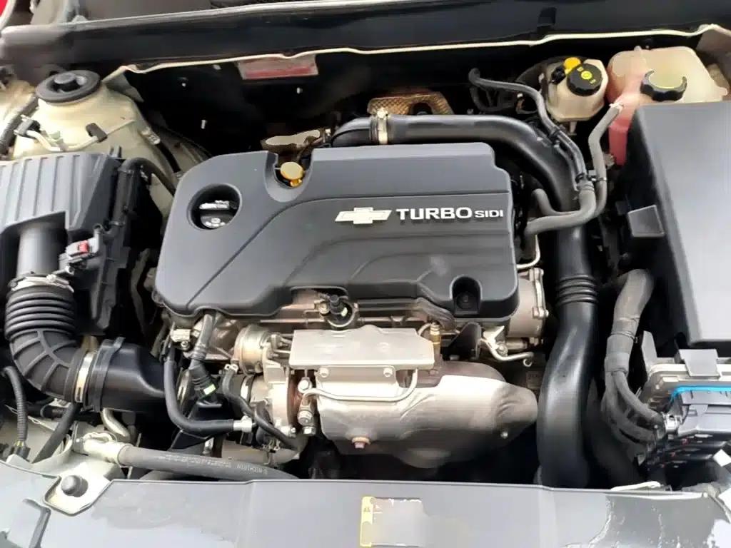 2017 Chevrolet Malibu 1.5T Automatic Luxury Edition — миниатюра 20