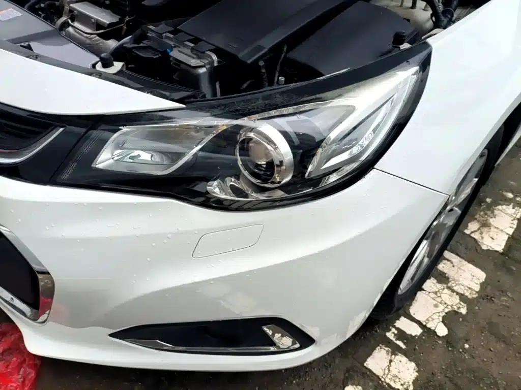 2017 Chevrolet Malibu 1.5T Automatic Luxury Edition — миниатюра 24