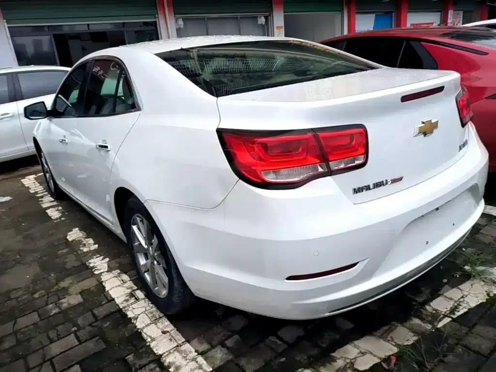 2017 Chevrolet Malibu 1.5T Automatic Luxury Edition — миниатюра 5