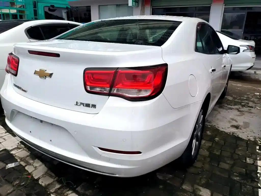 2017 Chevrolet Malibu 1.5T Automatic Luxury Edition — миниатюра 7
