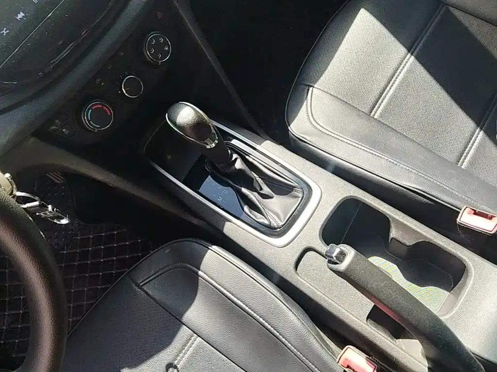 Chevrolet Cruze 2016 1.5L Automatic Enjoy Edition — миниатюра 14