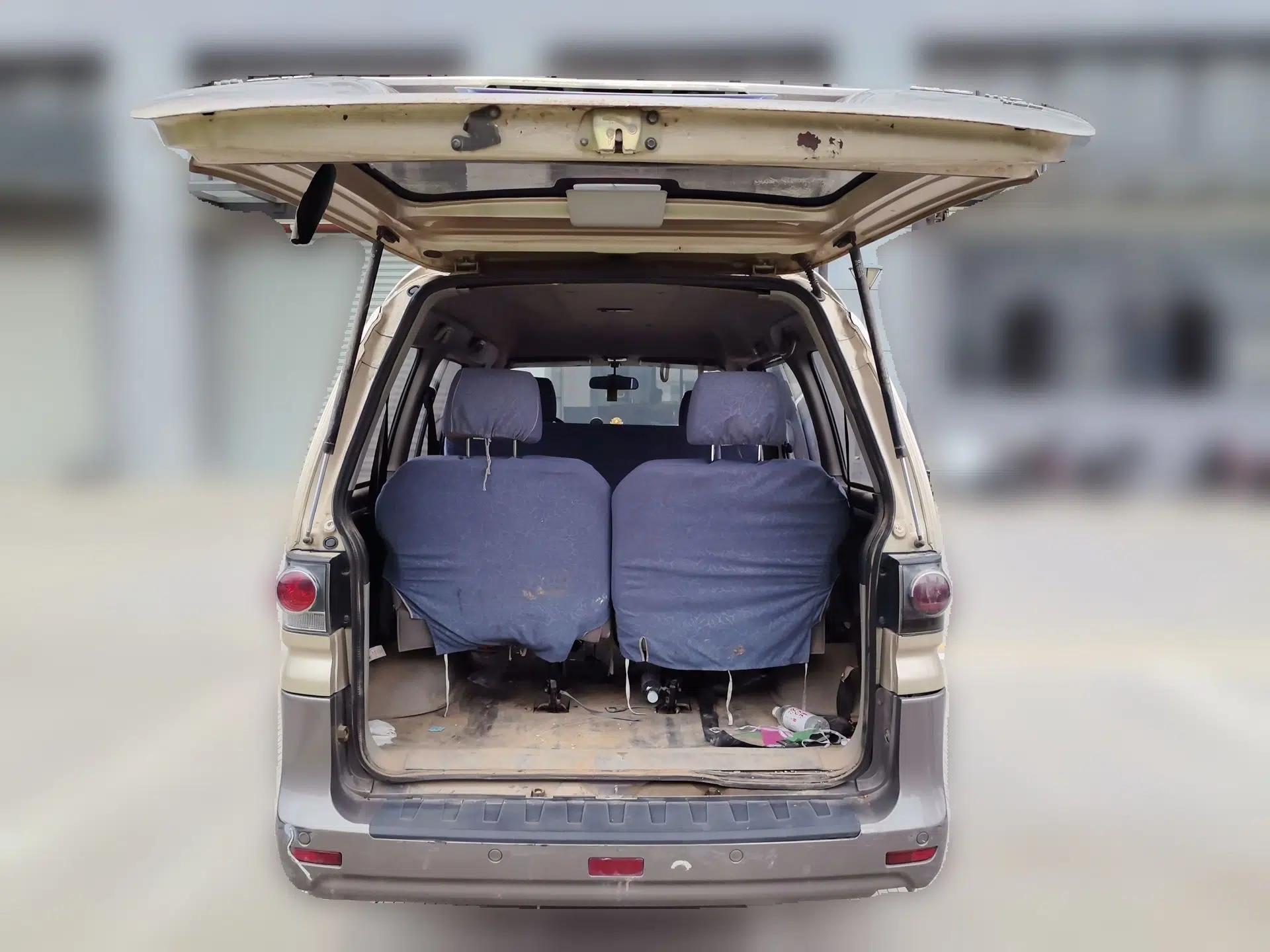 FORTHING Lingzhi 2015 M3 1.6L 7-Seater Standard Model — миниатюра 19