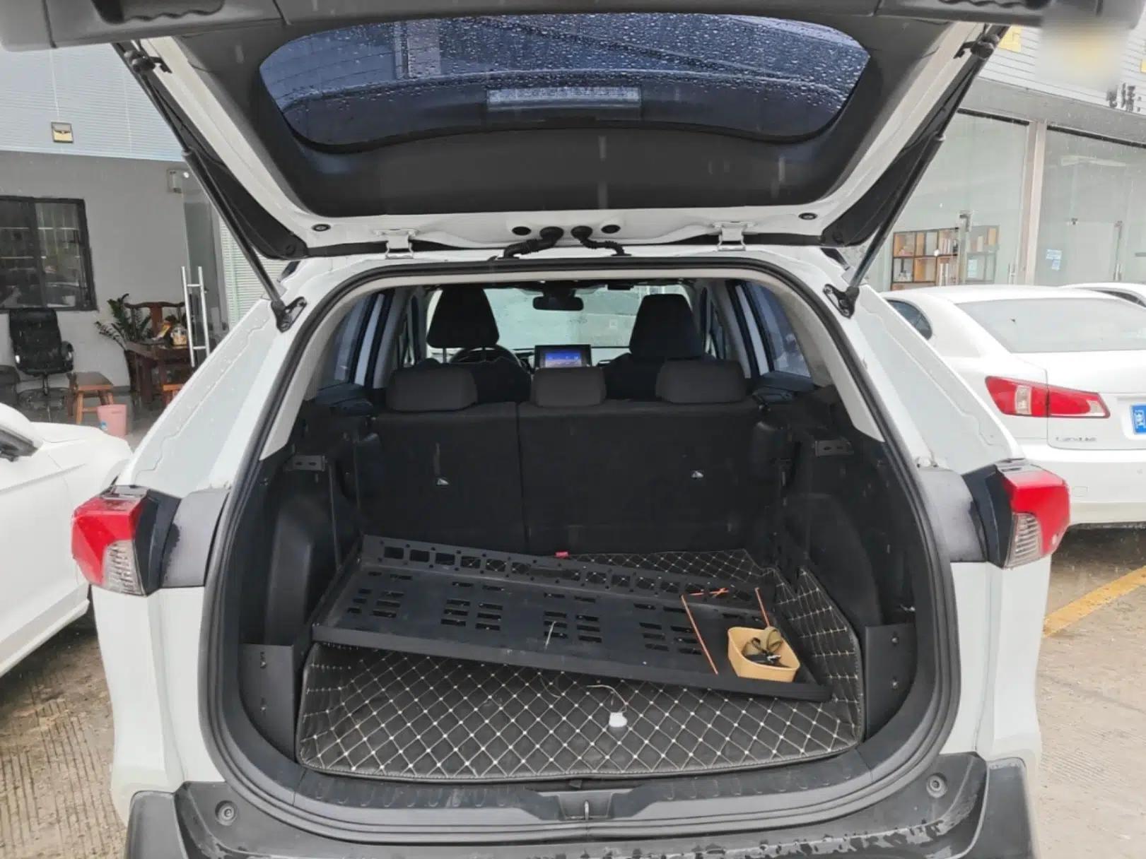 Toyota RAV4 2021 2.0L CVT Two-Wheel Drive Urban Edition — миниатюра 27