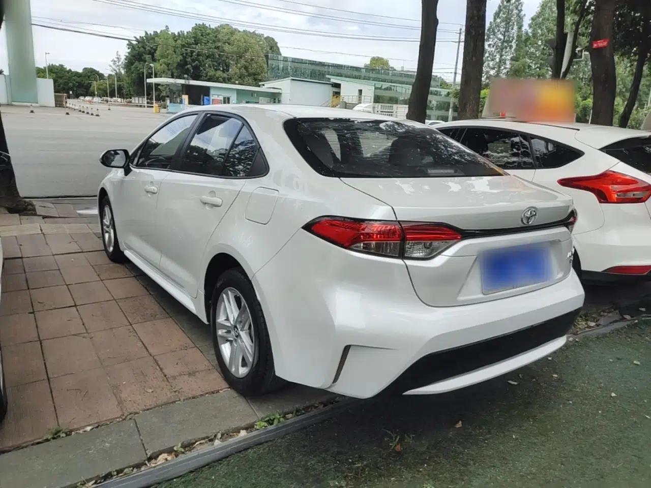 Toyota Levin 2021 185T CVT Luxury Edition — миниатюра 4