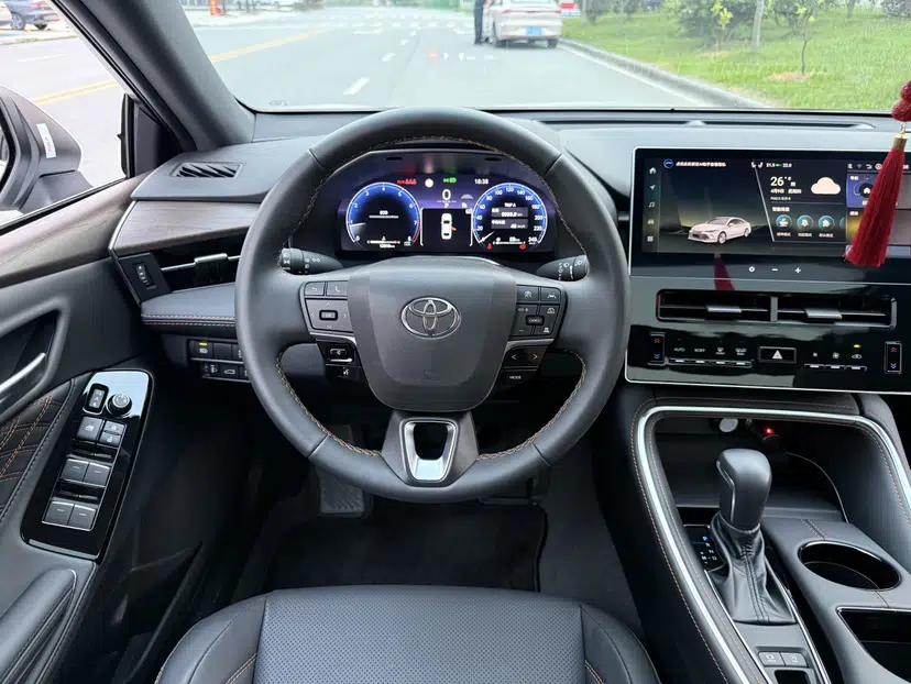 Toyota Avalon 2024 2.0L Luxury Edition — миниатюра 8