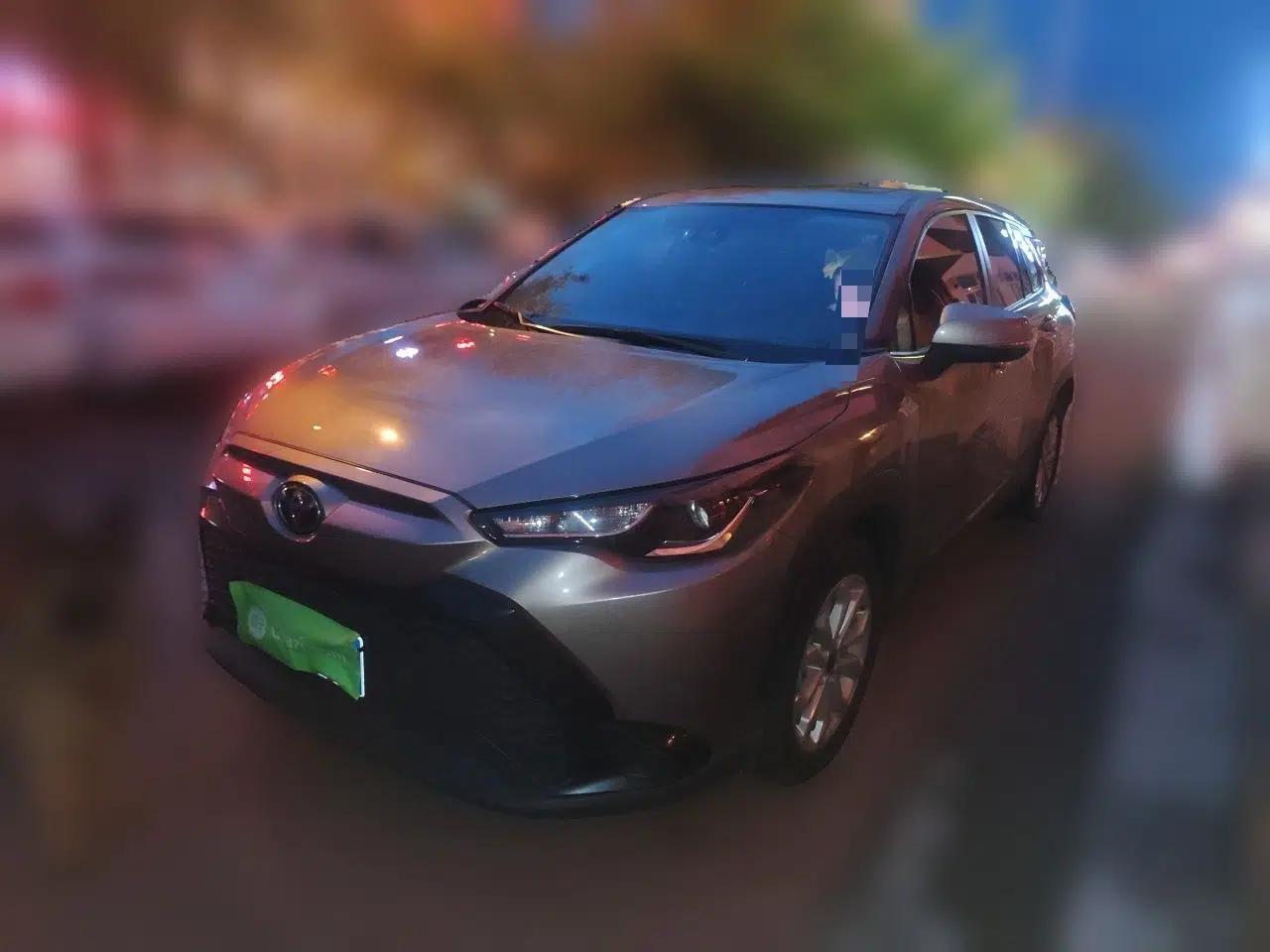 Toyota FRONTLANDER 2022 2.0L CVT Leading Edition — миниатюра 1