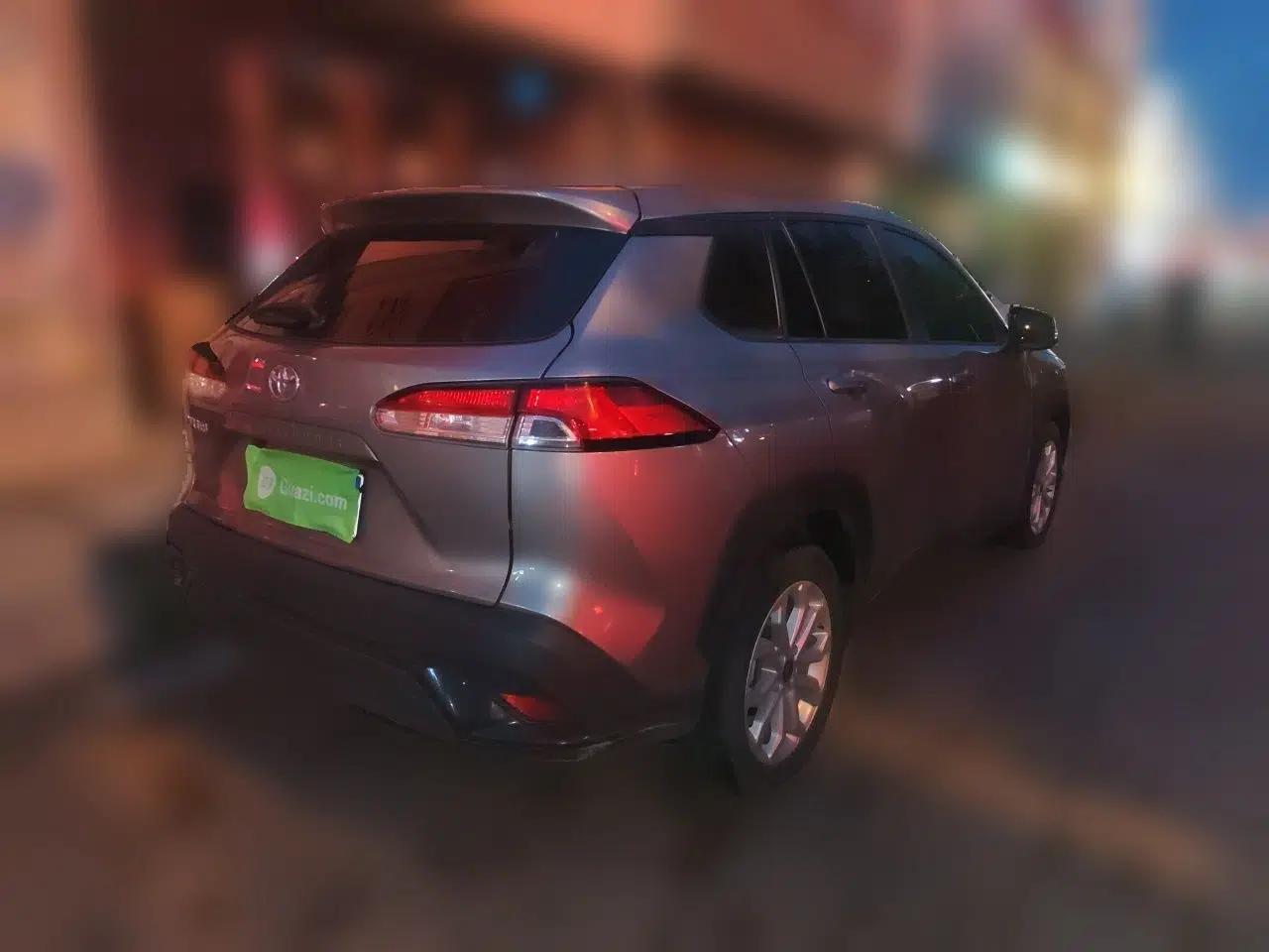 Toyota FRONTLANDER 2022 2.0L CVT Leading Edition — миниатюра 6