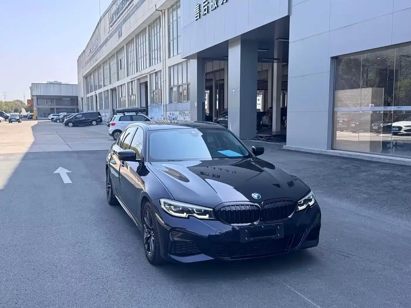 2023 BMW 3 Series 320Li M Sport Package — миниатюра 3