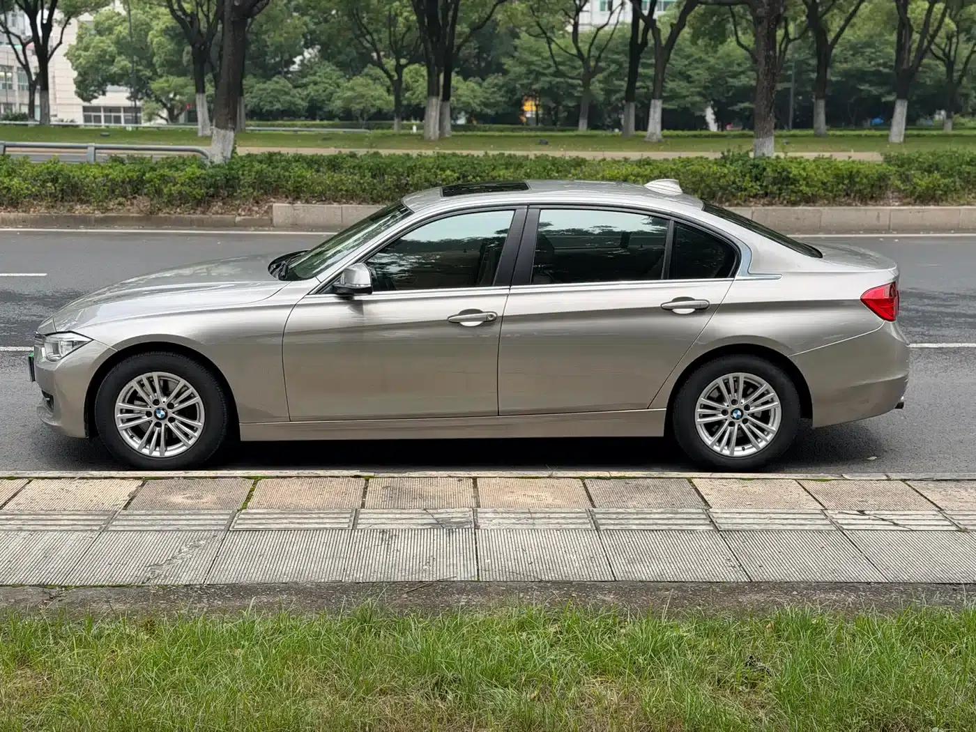 BMW 3 Series 2013 320Li Fashion Edition — миниатюра 4