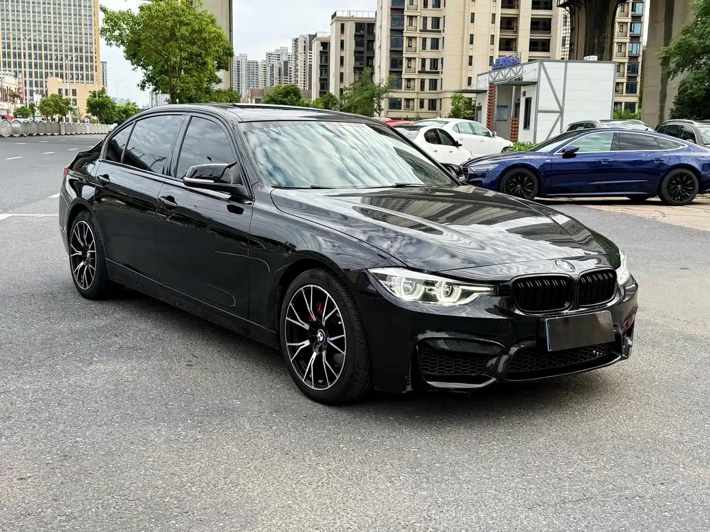 2017 BMW 3 Series 320Li Fashion Edition — миниатюра 1