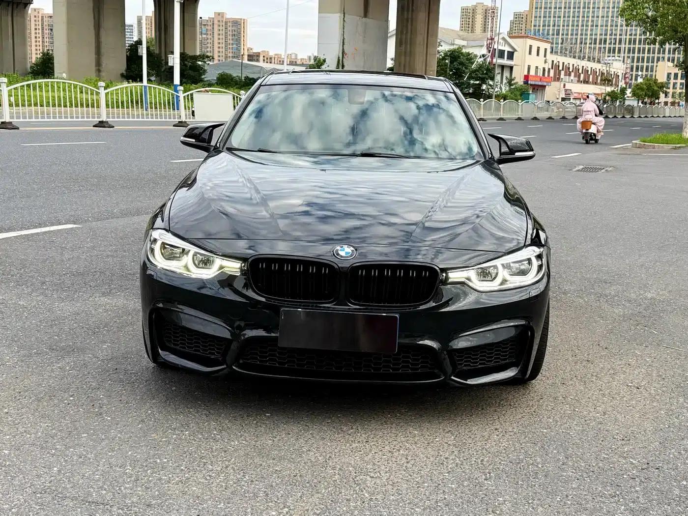 2017 BMW 3 Series 320Li Fashion Edition — миниатюра 2
