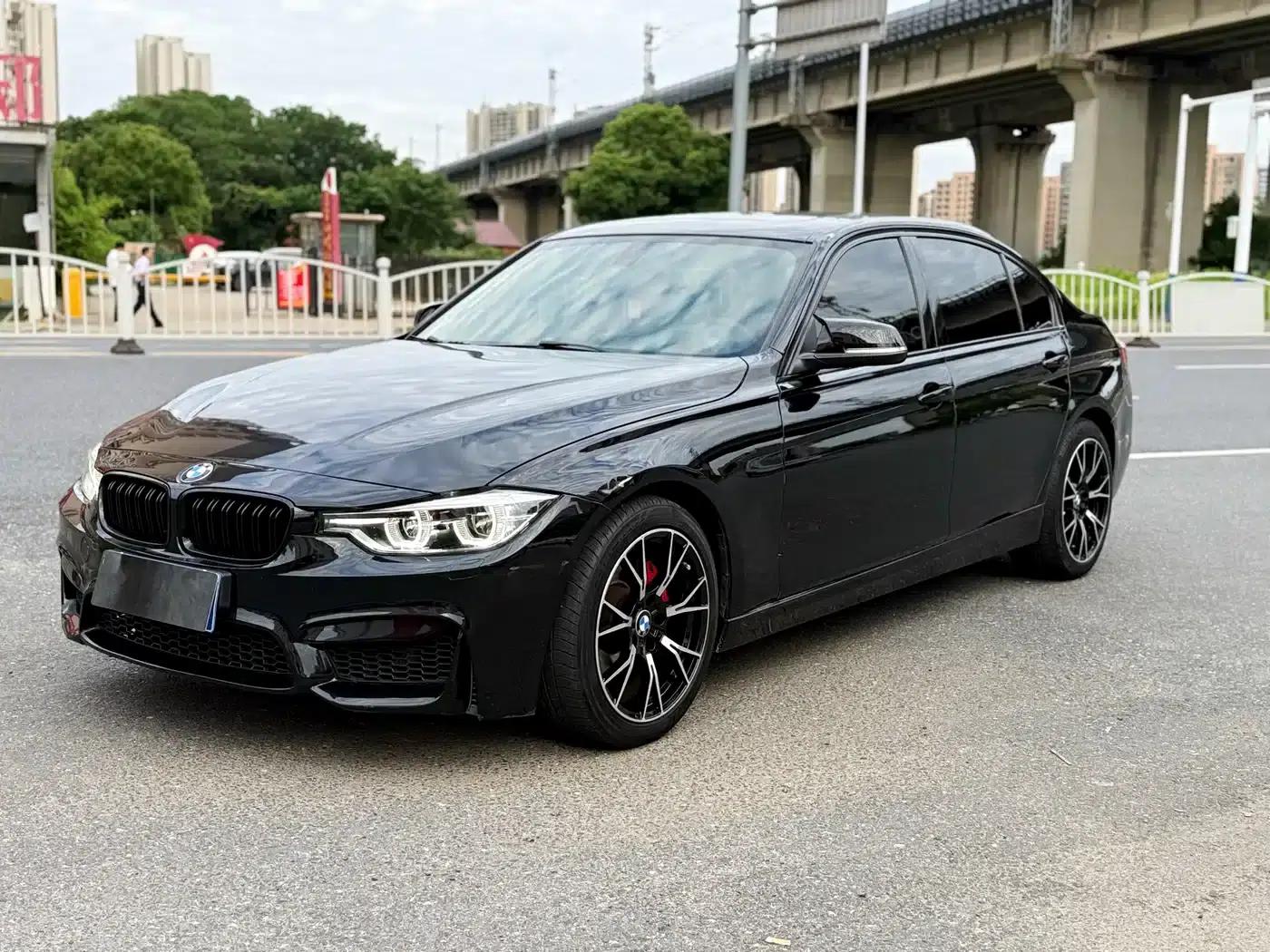 2017 BMW 3 Series 320Li Fashion Edition — миниатюра 3