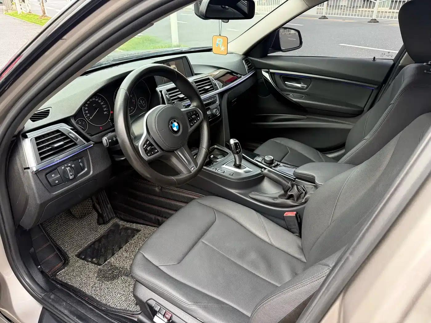 2017 BMW 3 Series 320Li Fashion Edition — миниатюра 4