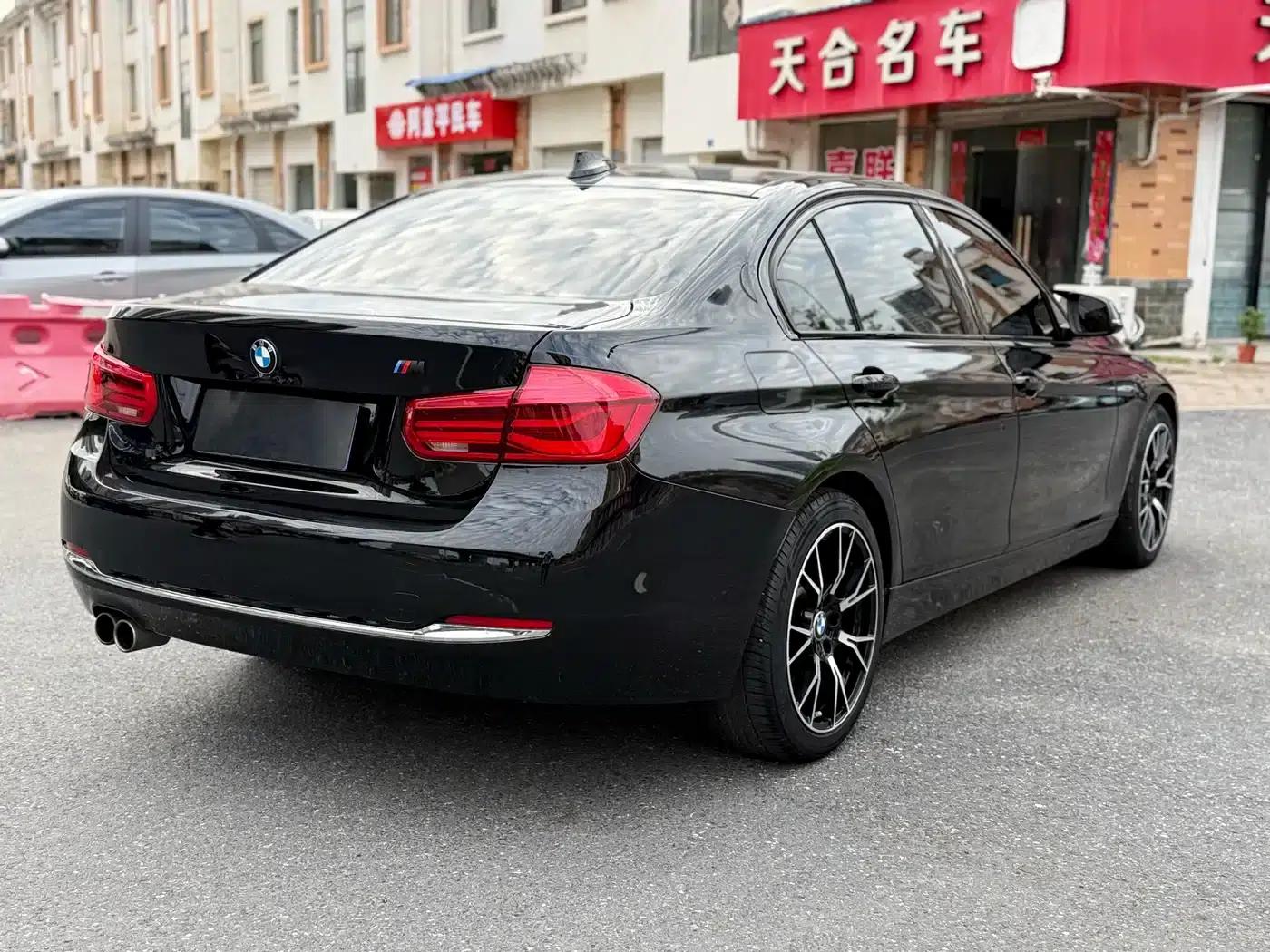 2017 BMW 3 Series 320Li Fashion Edition — миниатюра 9