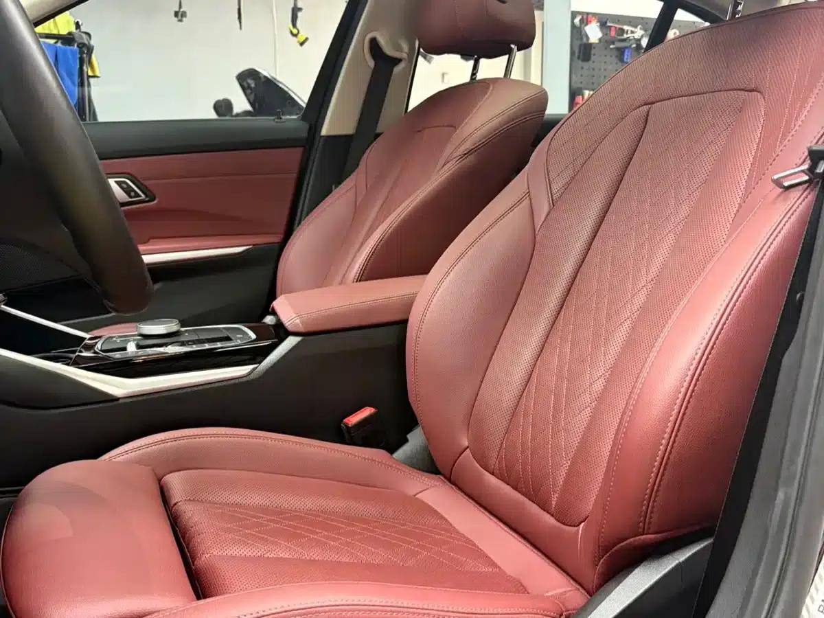 2024 BMW 3 Series 320Li M Sport Package — миниатюра 11