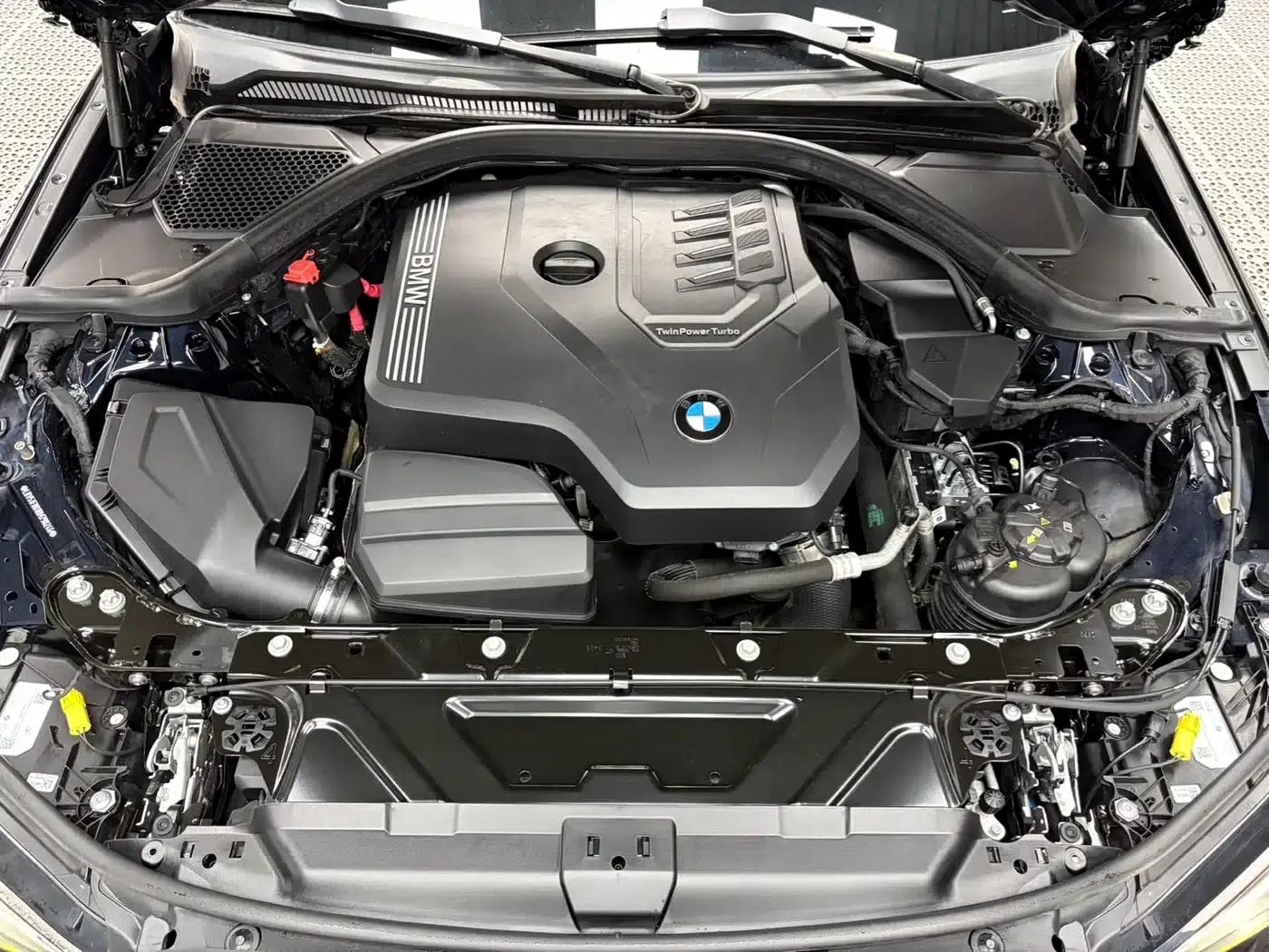 2024 BMW 3 Series 320Li M Sport Package — миниатюра 22