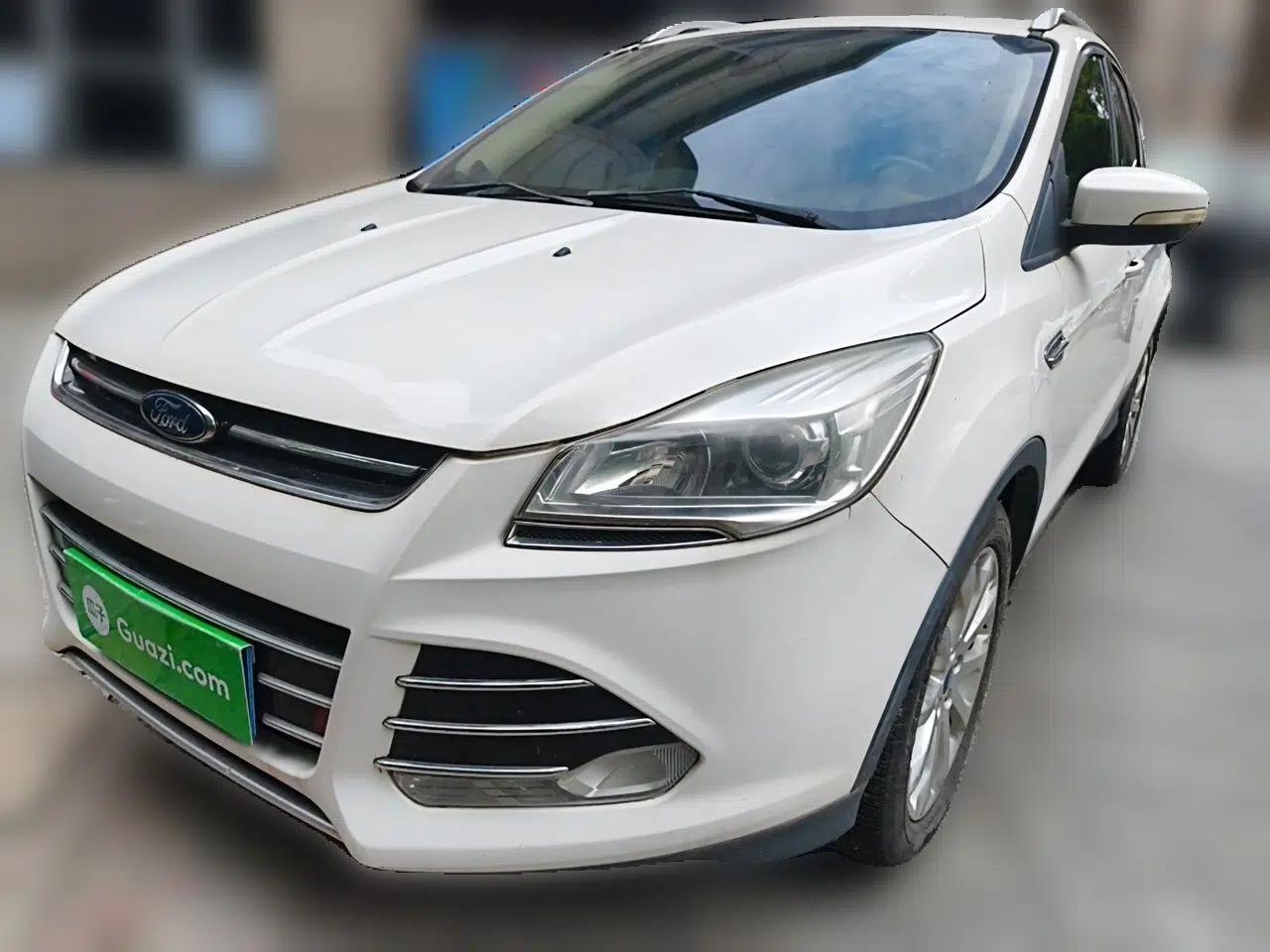 Ford Kuga 2013 1.6L GTDi 4x4 Elite Model — миниатюра 1