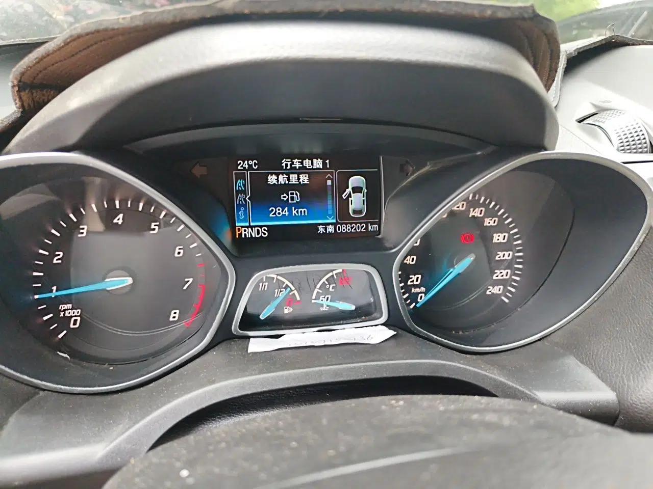 Ford Kuga 2013 1.6L GTDi 4x4 Elite Model — миниатюра 12