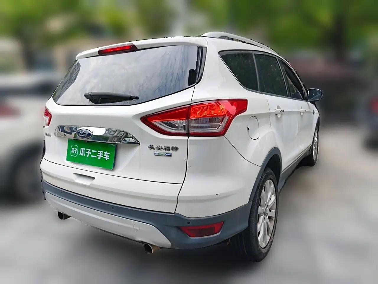 Ford Kuga 2013 1.6L GTDi 4x4 Elite Model — миниатюра 6