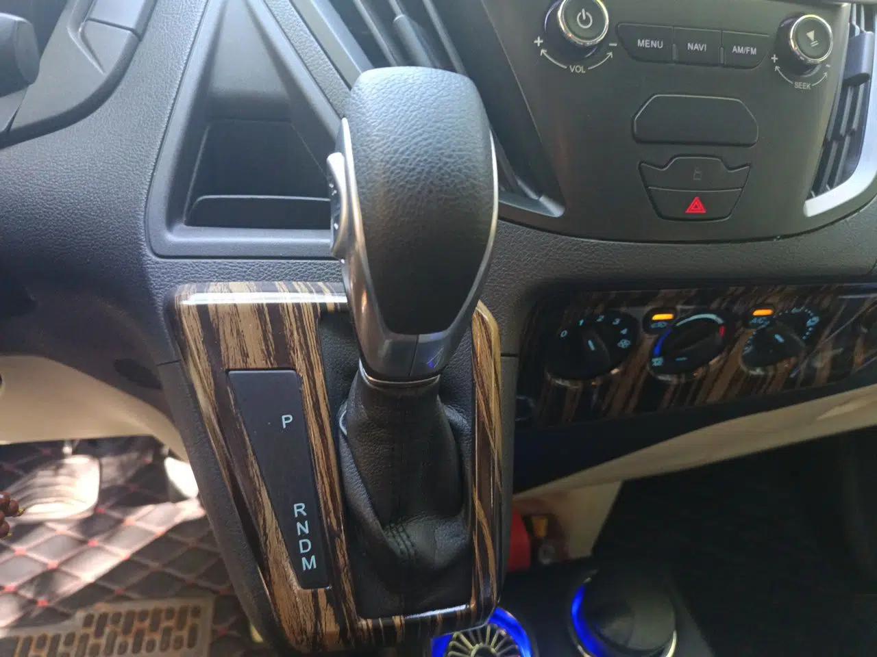 Ford Transit — миниатюра 14