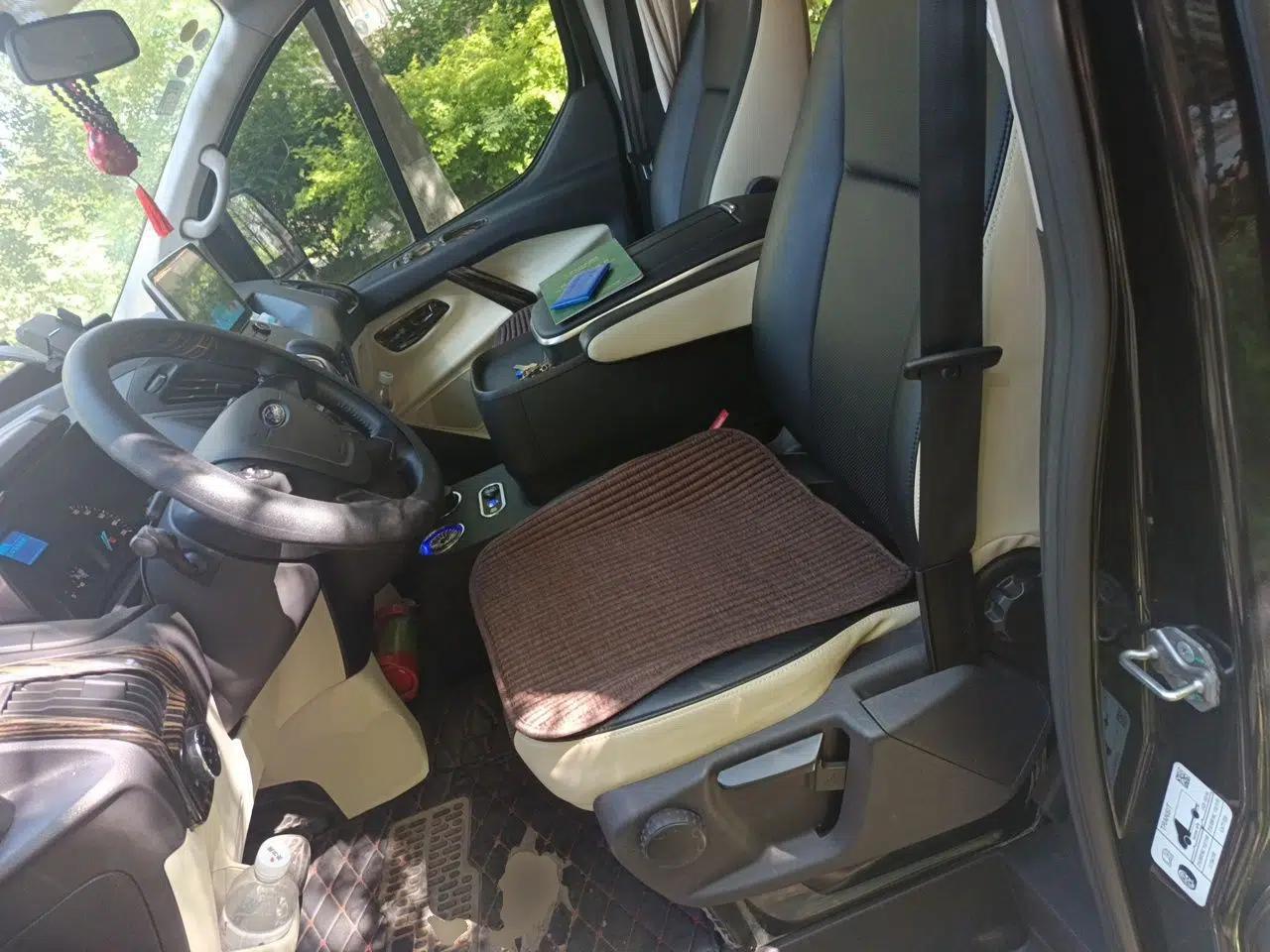 Ford Transit — миниатюра 15