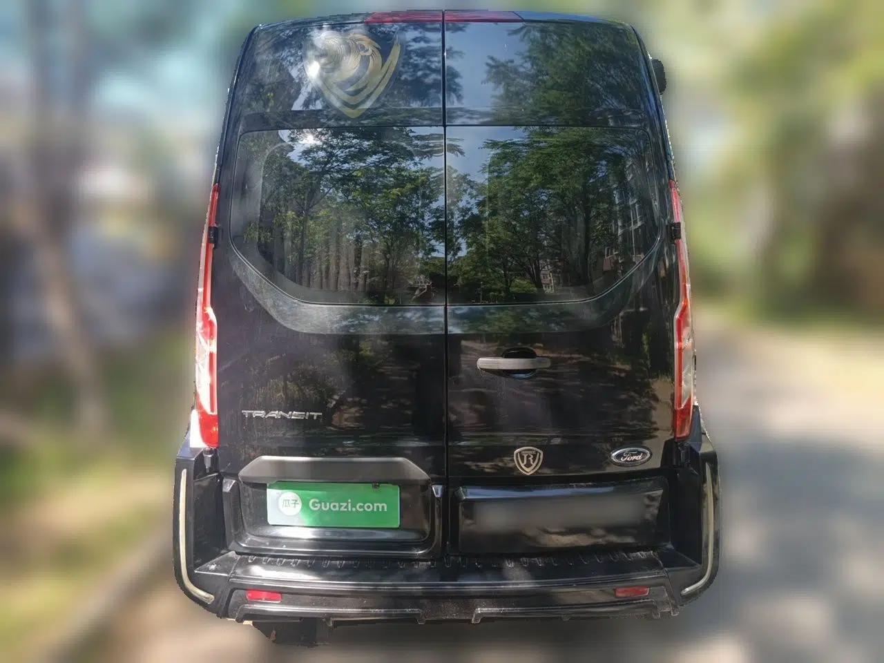 Ford Transit — миниатюра 5