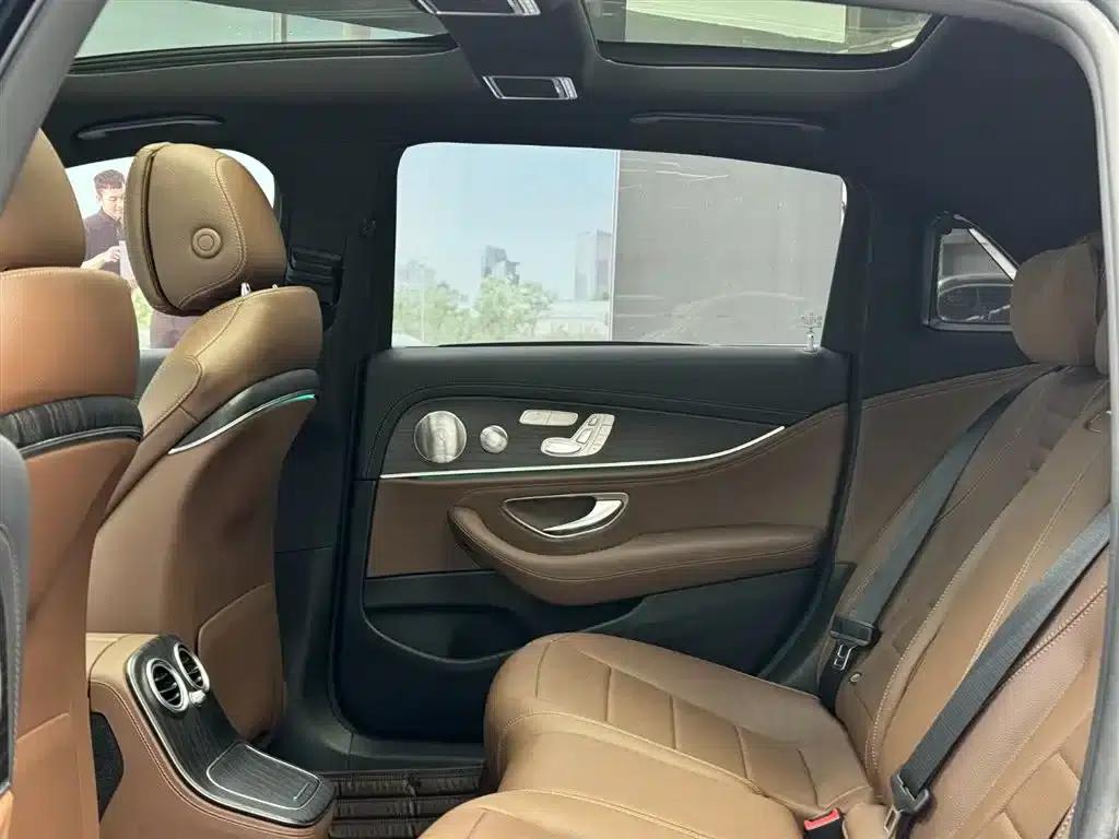 Mercedes-Benz E-Class 2021 E 300 L Sport Luxury — миниатюра 11