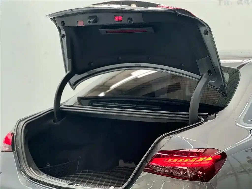 Mercedes-Benz E-Class 2021 E 300 L Sport Luxury — миниатюра 3