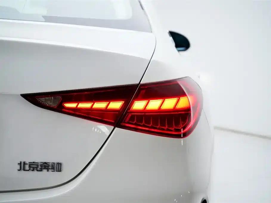 2023 Mercedes-Benz C-Class C 260 L Sport Edition — миниатюра 15