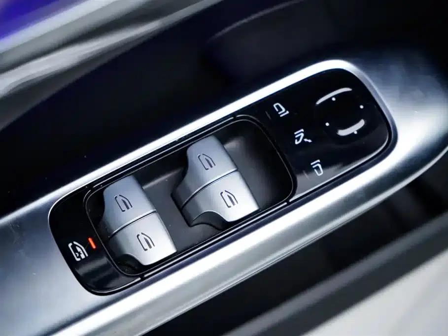 2023 Mercedes-Benz C-Class C 260 L Sport Edition — миниатюра 31