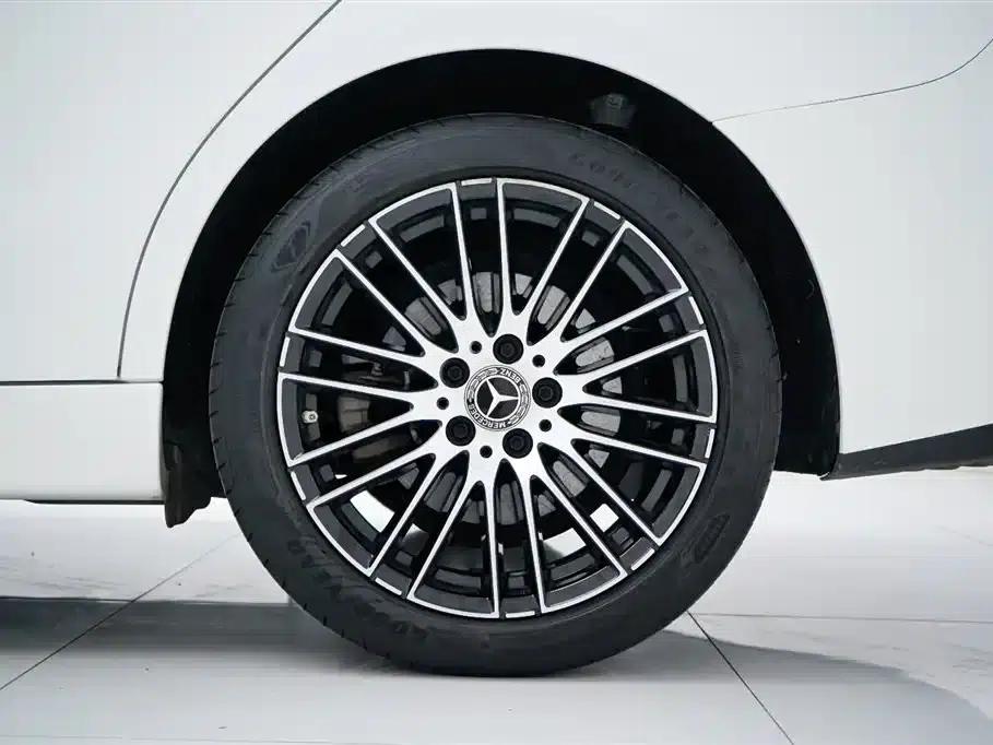 2023 Mercedes-Benz C-Class C 260 L Sport Edition — миниатюра 10