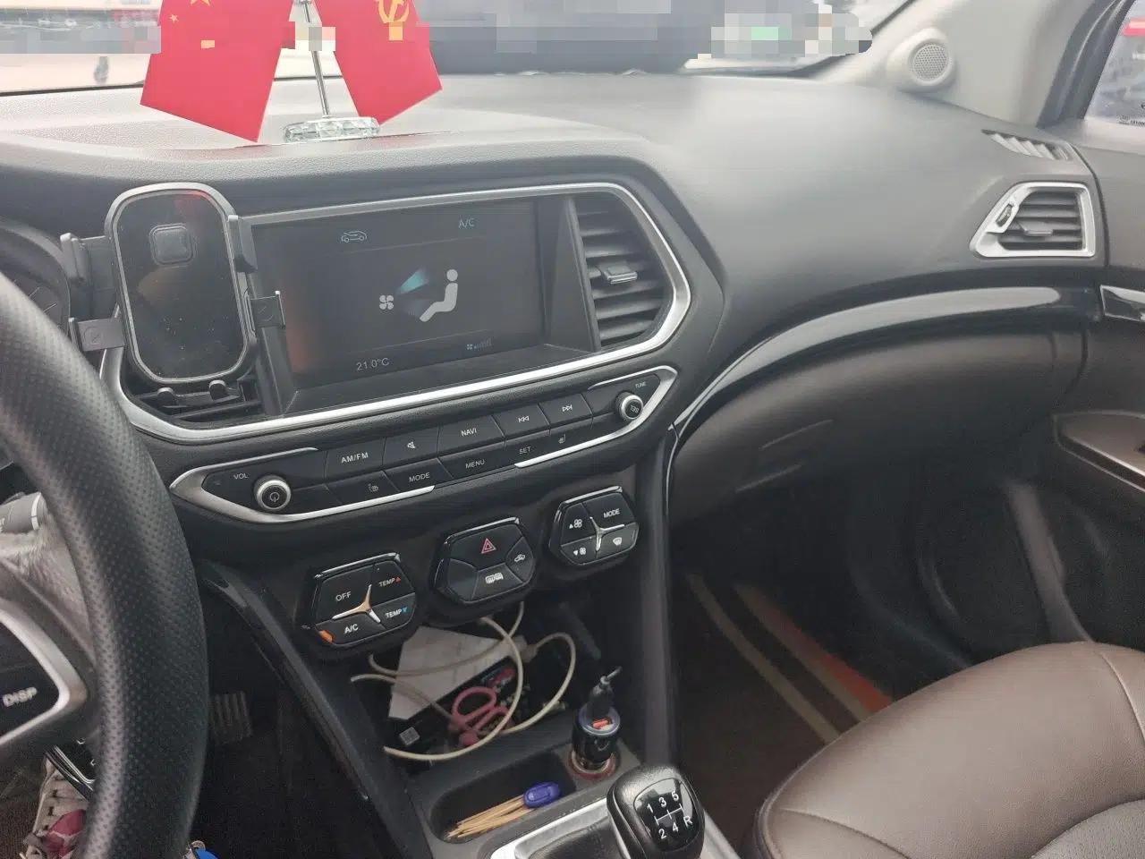 GAC Trumpchi GS4 2015 200T Manual Luxury Edition — миниатюра 13