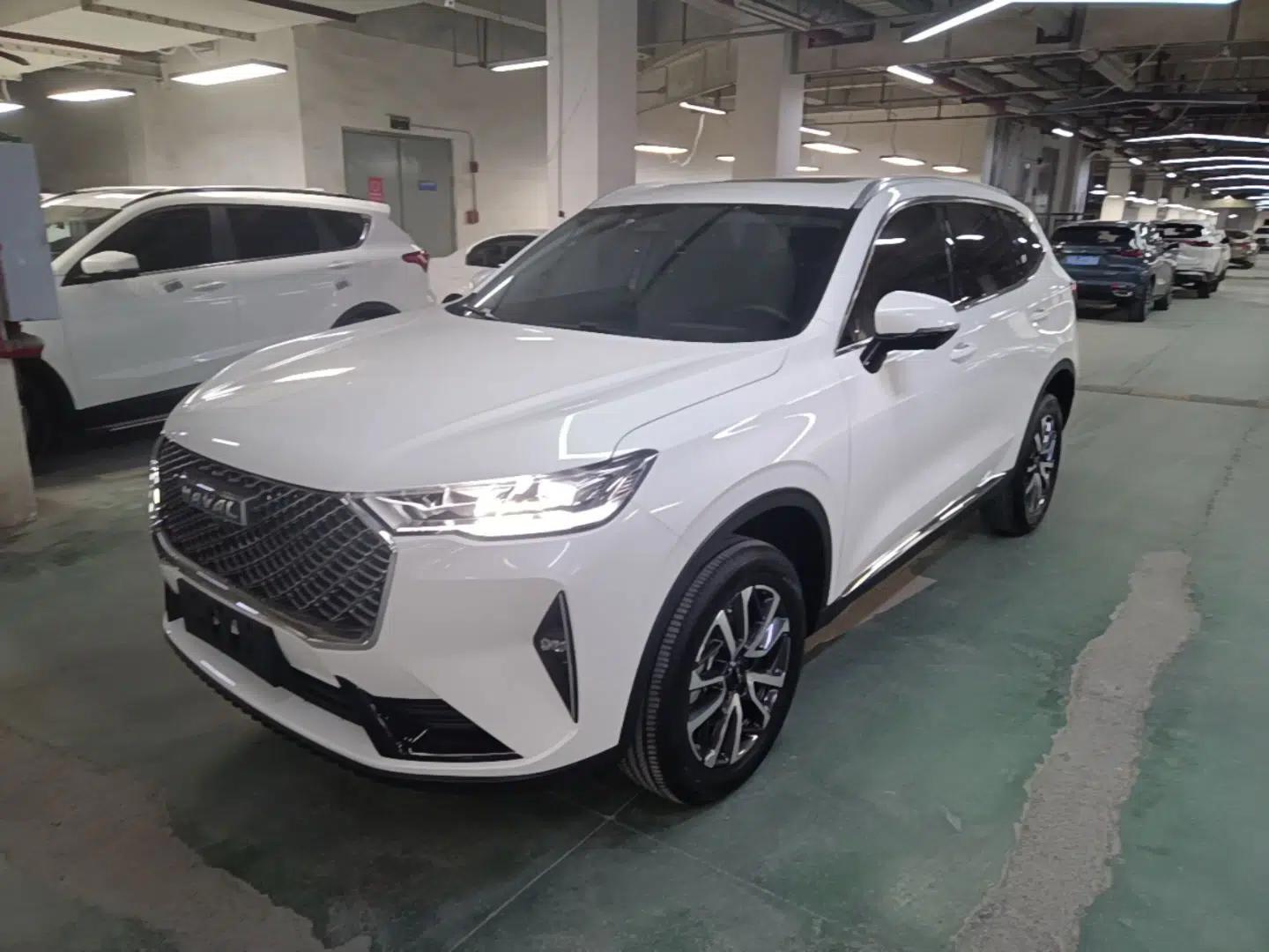 Haval H6 2024 1.5T Two-Wheel-Drive Classic Edition — миниатюра 1