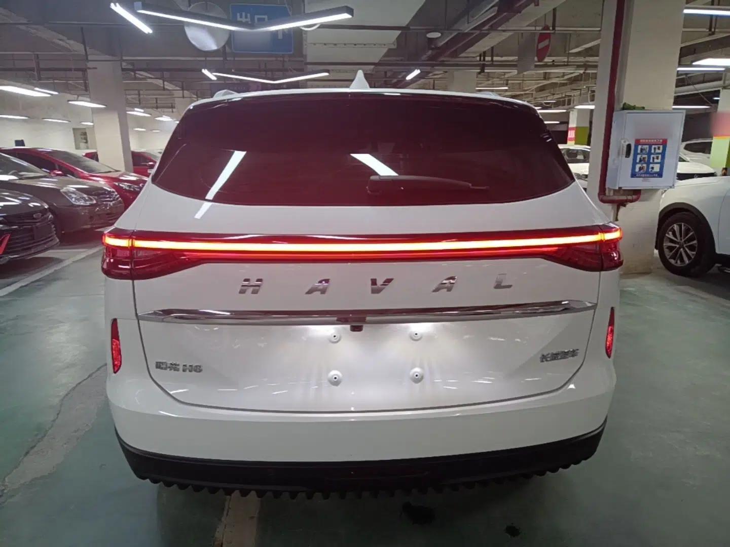 Haval H6 2024 1.5T Two-Wheel-Drive Classic Edition — миниатюра 5