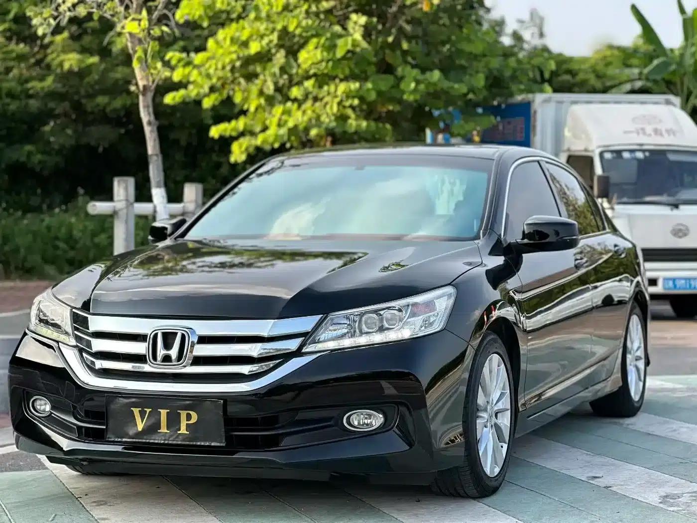 2014 Honda Accord 2.4L EX Luxury Edition — миниатюра 1