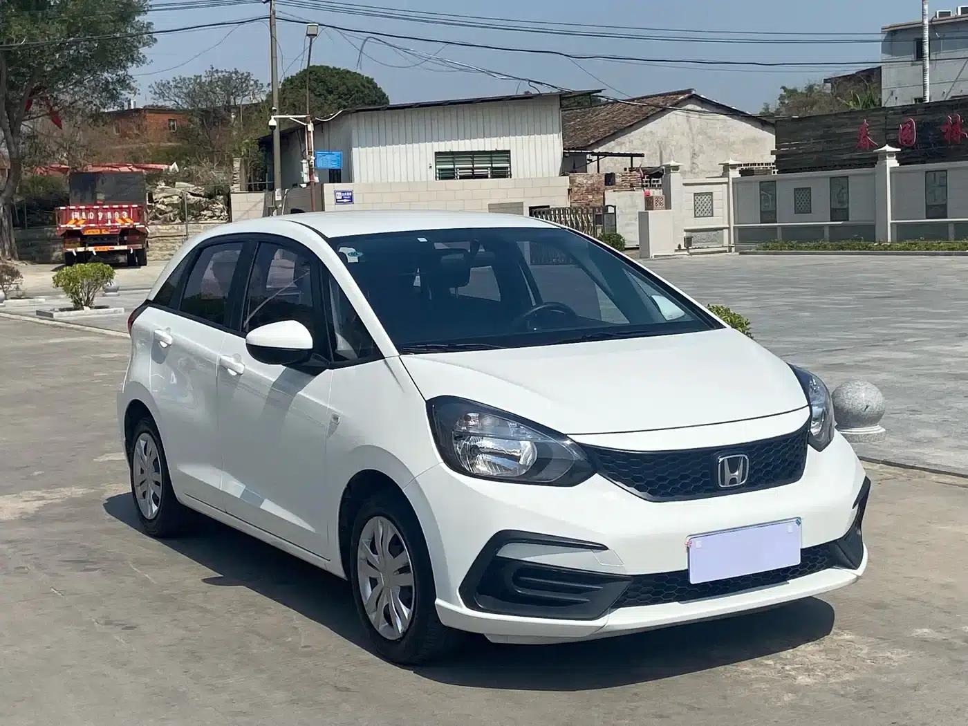 Honda Fit 2021 1.5L CVT Trend Edition — миниатюра 3