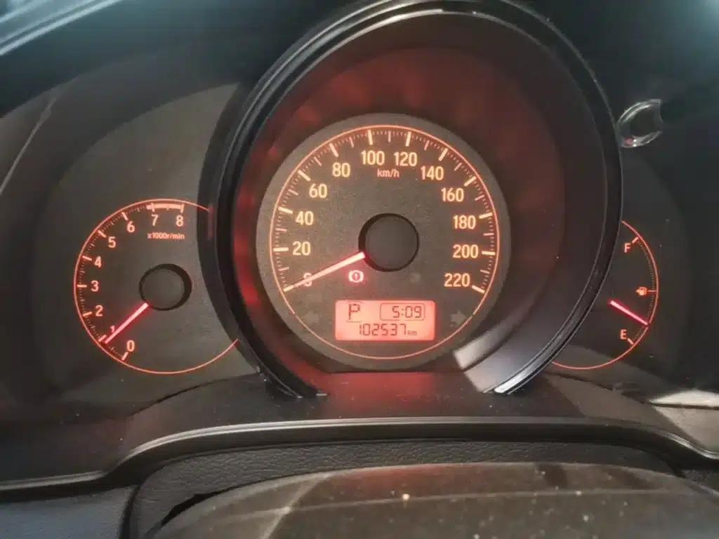 Honda Fit 2018 1.5L CVT Comfort Sunroof Edition — миниатюра 12