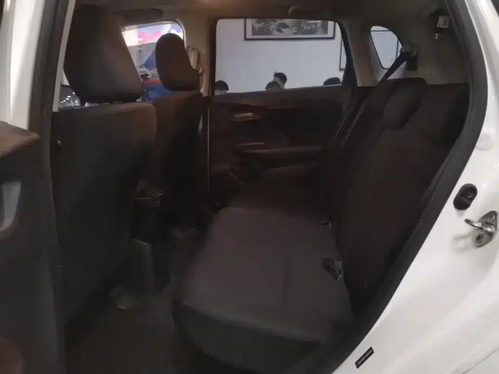 Honda Fit 2018 1.5L CVT Comfort Sunroof Edition — миниатюра 17