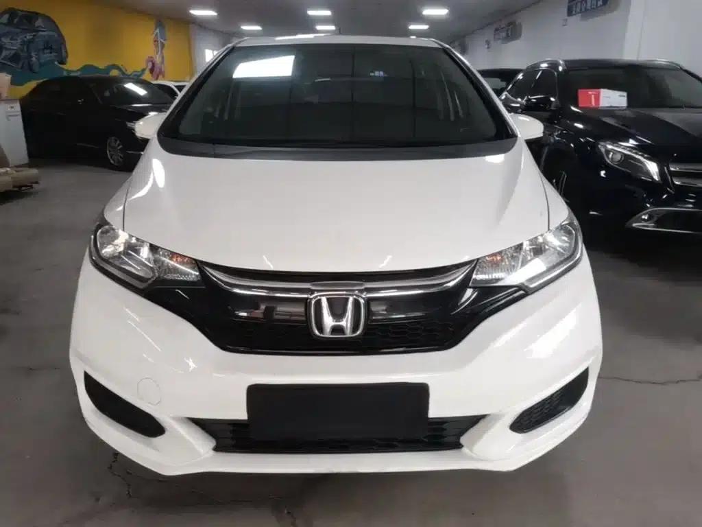 Honda Fit 2018 1.5L CVT Comfort Sunroof Edition — миниатюра 3