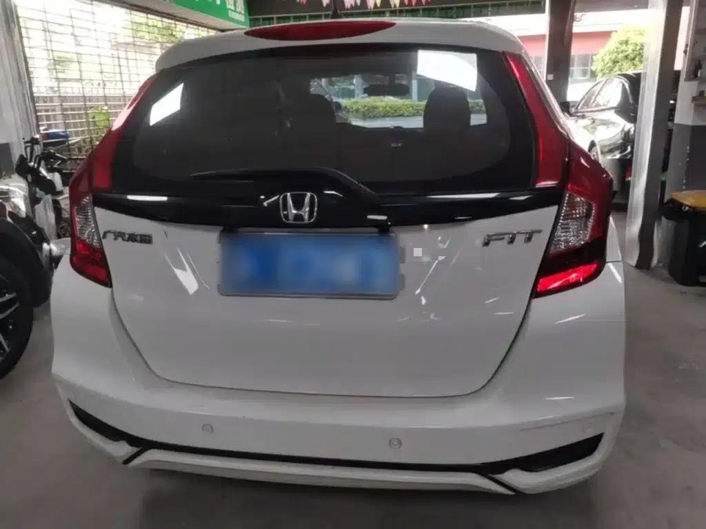 Honda Fit 2018 1.5L CVT Comfort Sunroof Edition — миниатюра 6
